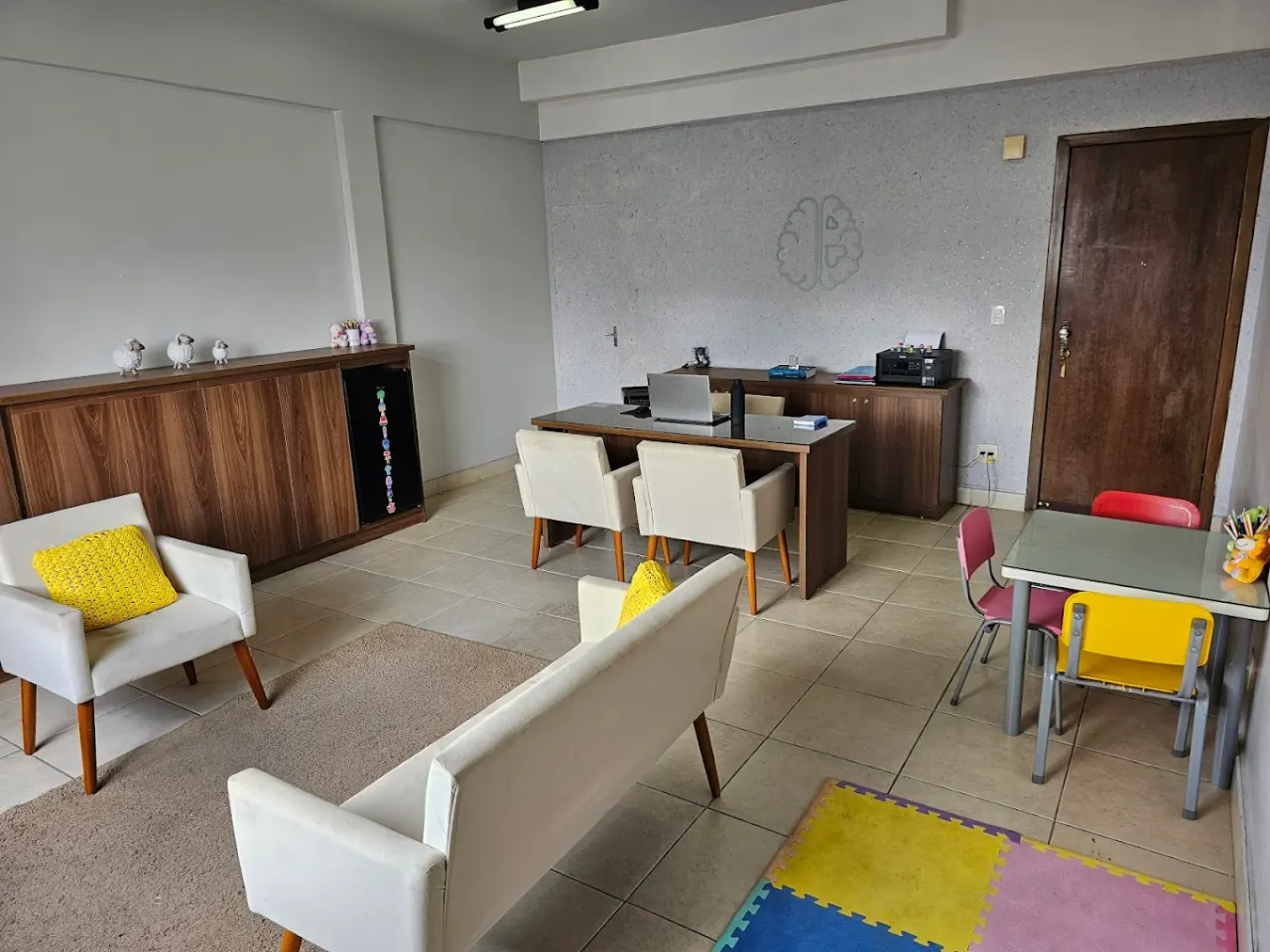 Espaço de atendimento da neuropsicóloga Thalita Rodrigues em Itaúna MG